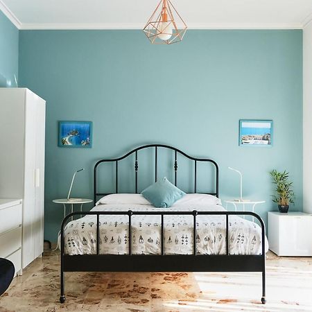 Sostanza - Rooms In คาตาเนีย ภายนอก รูปภาพ