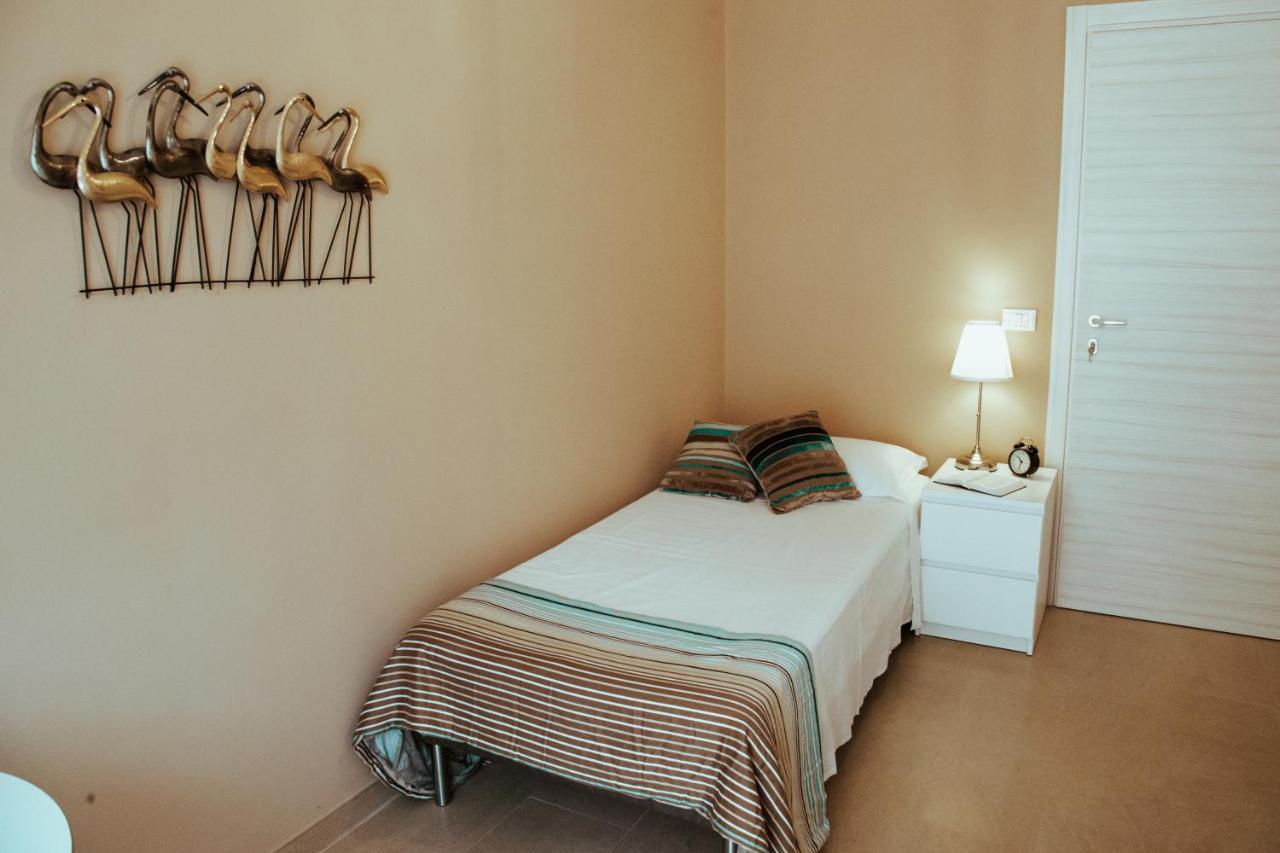 Sostanza - Rooms In คาตาเนีย ภายนอก รูปภาพ