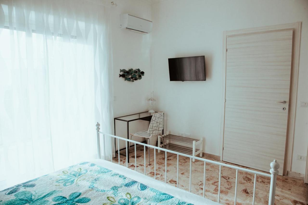 Sostanza - Rooms In คาตาเนีย ภายนอก รูปภาพ