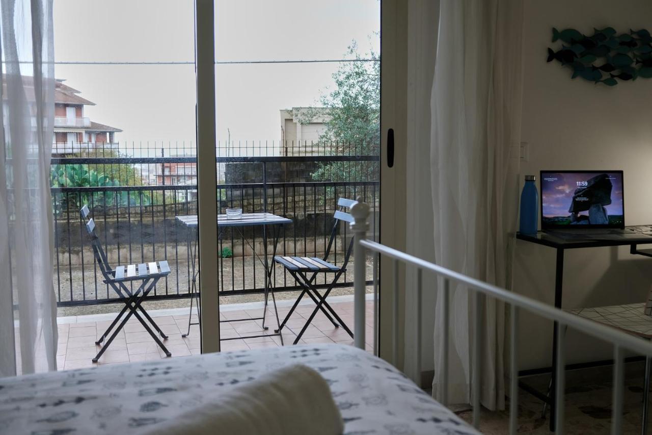 Sostanza - Rooms In คาตาเนีย ภายนอก รูปภาพ