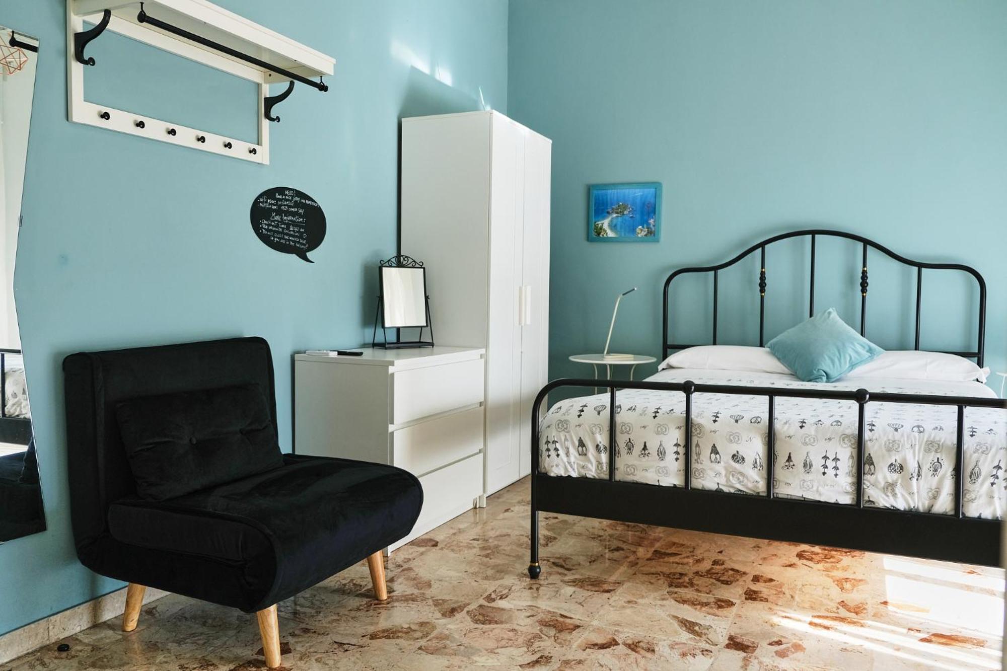 Sostanza - Rooms In คาตาเนีย ภายนอก รูปภาพ